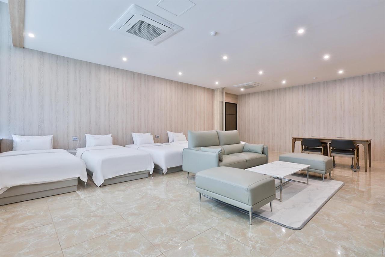 Seomyeon Ib Hotel Busan Eksteriør bilde