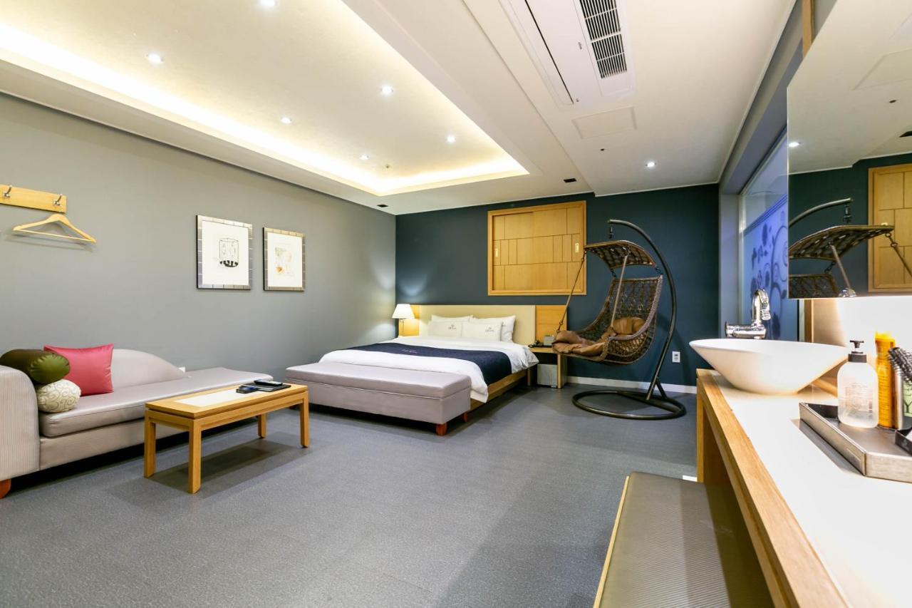 Seomyeon Ib Hotel Busan Eksteriør bilde