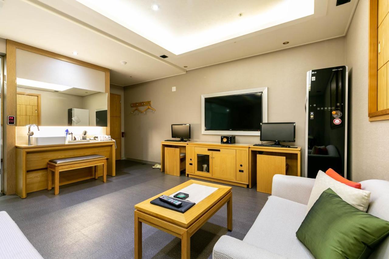 Seomyeon Ib Hotel Busan Eksteriør bilde