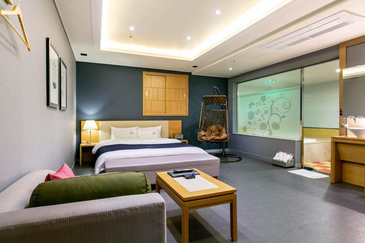Seomyeon Ib Hotel Busan Eksteriør bilde