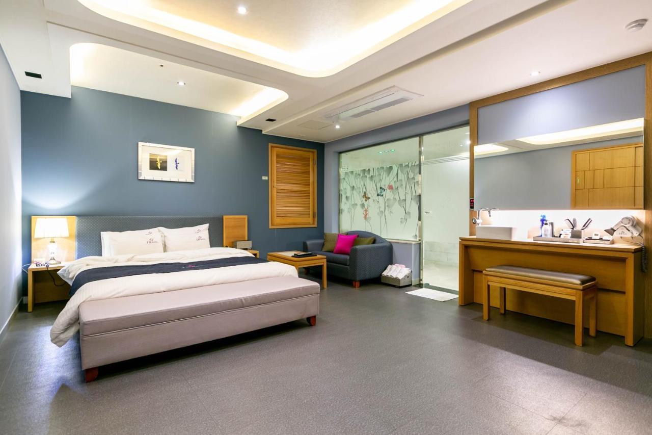 Seomyeon Ib Hotel Busan Eksteriør bilde