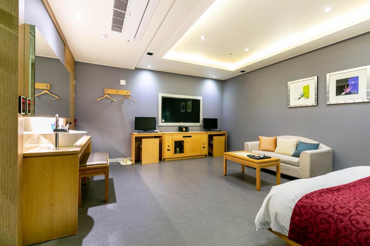 Seomyeon Ib Hotel Busan Eksteriør bilde